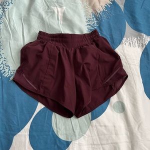 Lululemon hotty hot shorts, 4 inch, size 2